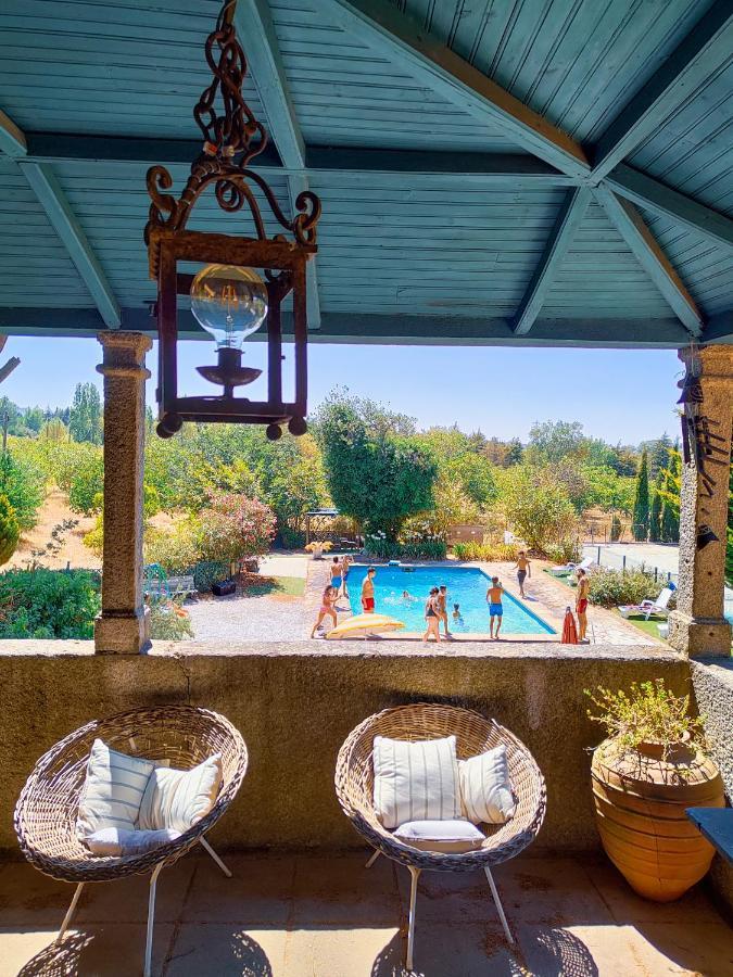 Lugar Da Pedra Alta - B&B - Private Historical Villa Melo Екстериор снимка