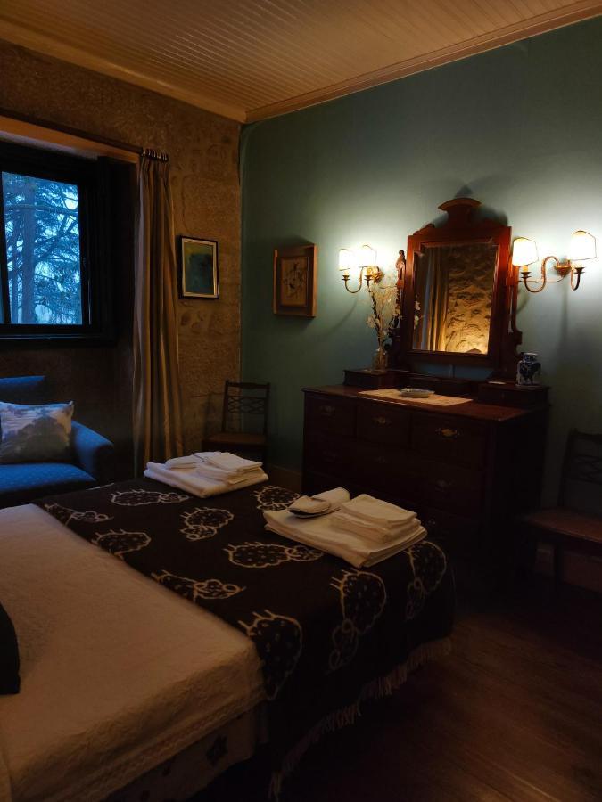 Lugar Da Pedra Alta - B&B - Private Historical Villa Melo Екстериор снимка
