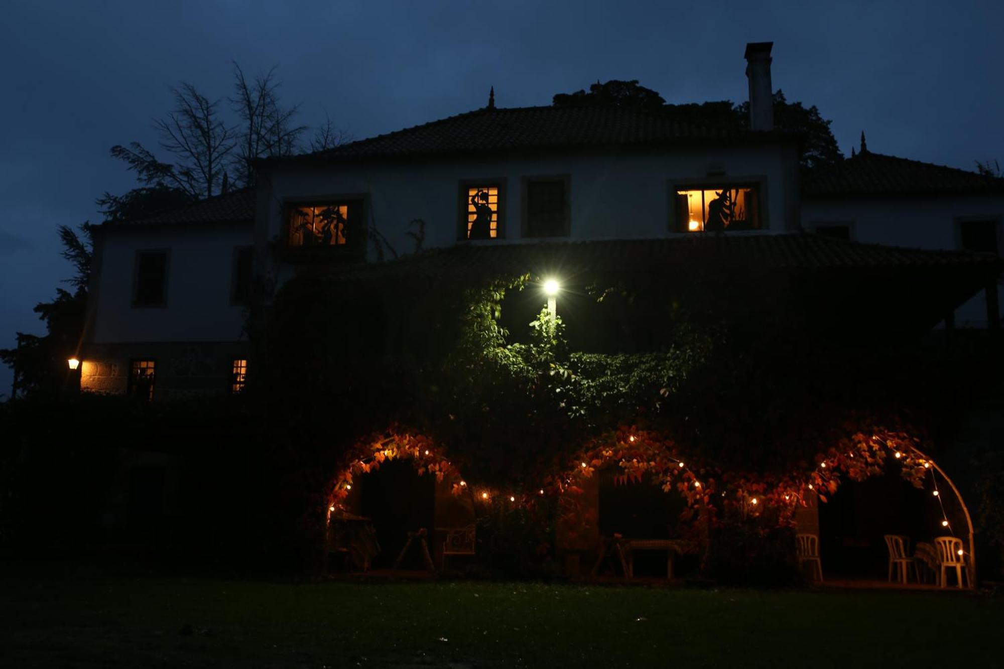 Lugar Da Pedra Alta - B&B - Private Historical Villa Melo Екстериор снимка